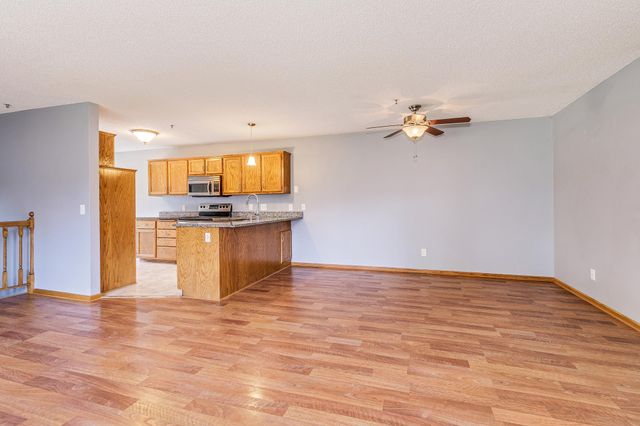 3167 Manitou Drive 7, White Bear Lake, MN 55110