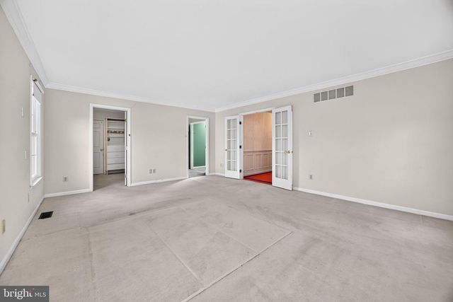 375 COUNTRY LN, Phoenixville, PA 19460