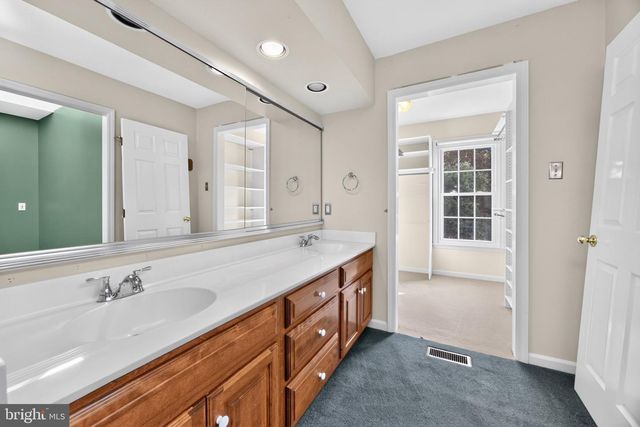 375 COUNTRY LN, Phoenixville, PA 19460