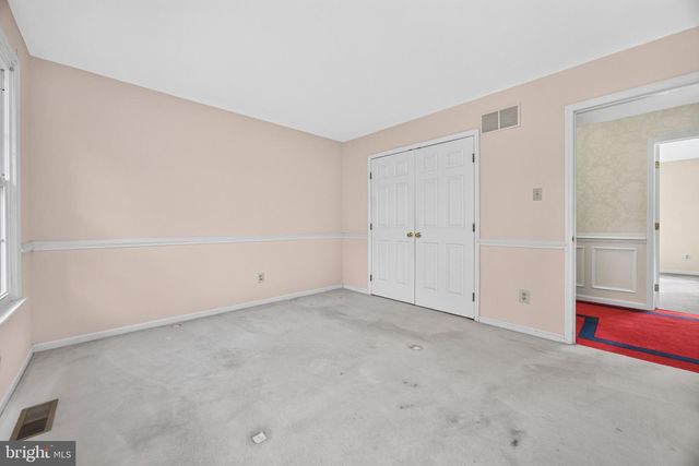 375 COUNTRY LN, Phoenixville, PA 19460