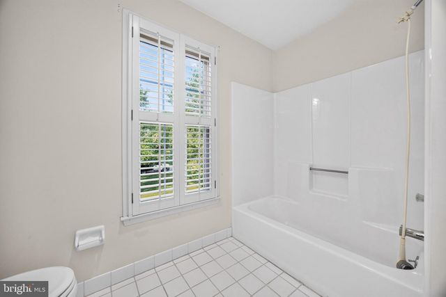 375 COUNTRY LN, Phoenixville, PA 19460