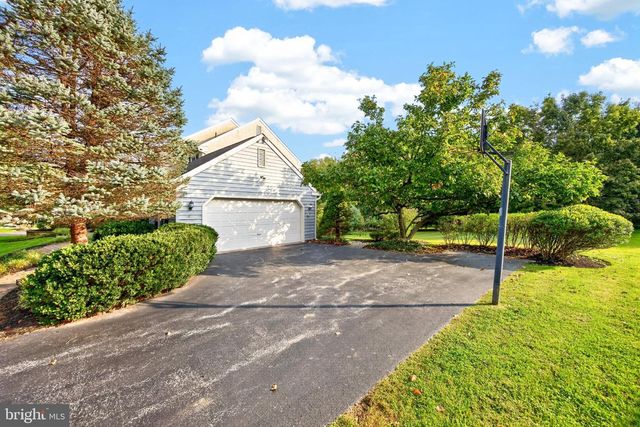 375 COUNTRY LN, Phoenixville, PA 19460