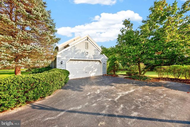 375 COUNTRY LN, Phoenixville, PA 19460