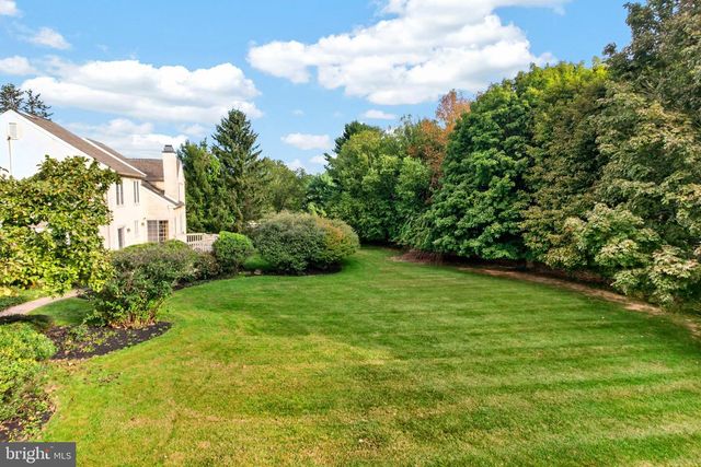 375 COUNTRY LN, Phoenixville, PA 19460