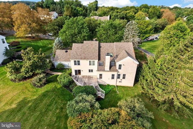 375 COUNTRY LN, Phoenixville, PA 19460