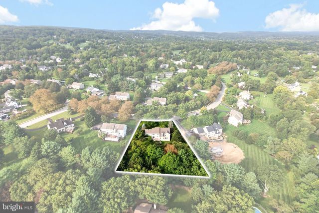 375 COUNTRY LN, Phoenixville, PA 19460
