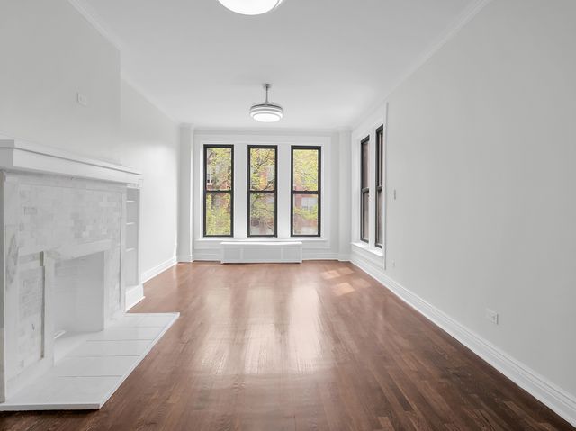 5132 S DREXEL Avenue 2D, Chicago, IL 60615