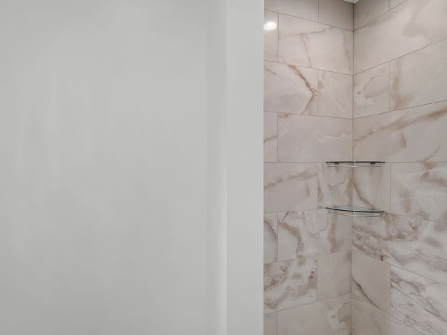 5132 S DREXEL Avenue 2D, Chicago, IL 60615