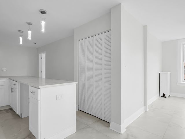 5132 S DREXEL Avenue 2D, Chicago, IL 60615