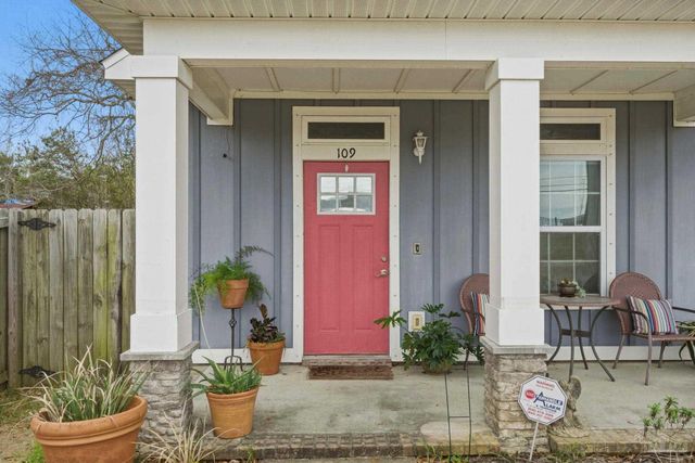 109 E Texar, Pensacola, FL 32503