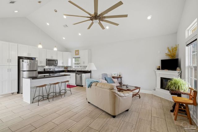 109 E Texar, Pensacola, FL 32503