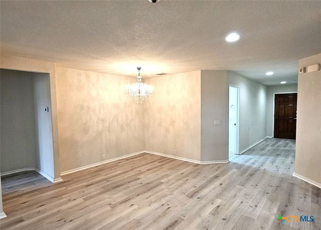 5509 Columbia Drive, Cibolo, TX 78108