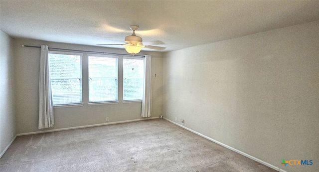 5509 Columbia Drive, Cibolo, TX 78108