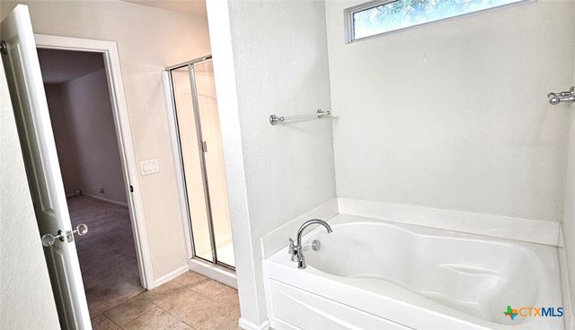 5509 Columbia Drive, Cibolo, TX 78108