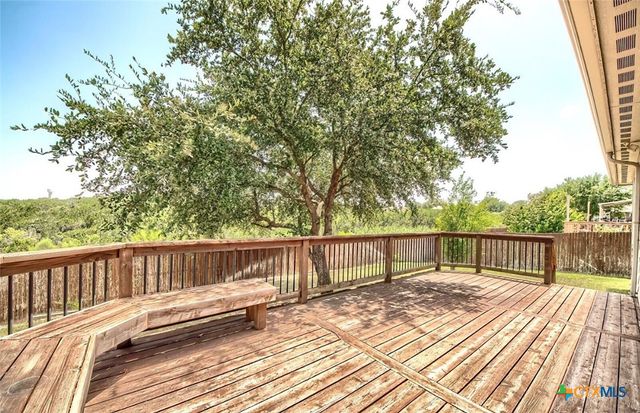 5509 Columbia Drive, Cibolo, TX 78108