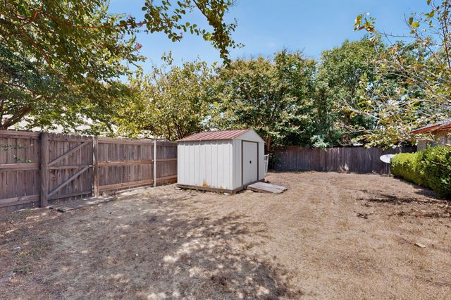 1003 Candlewood Drive, Allen, TX 75002