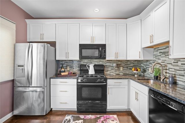 420 Catoma St, Fineview, PA 15212