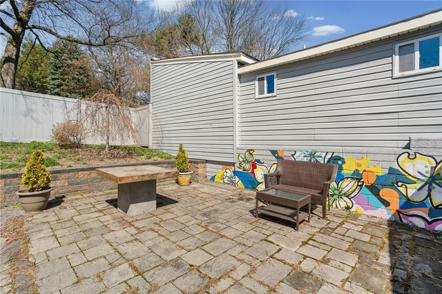 420 Catoma St, Fineview, PA 15212