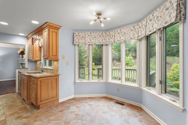 421 Forest Highlands Drive, Harmar, PA 15238