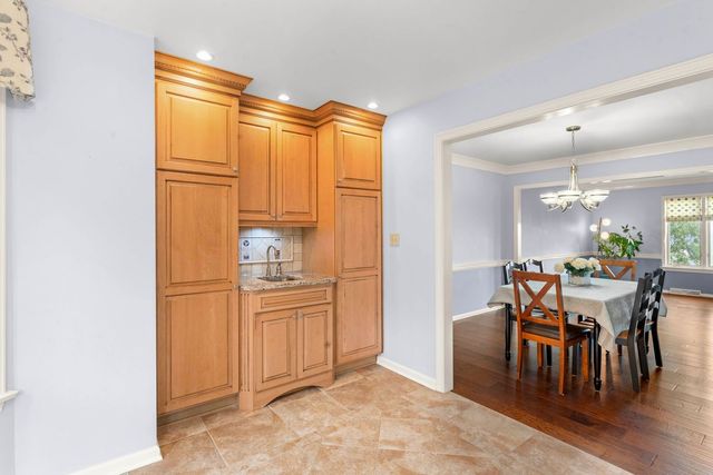 421 Forest Highlands Drive, Harmar, PA 15238