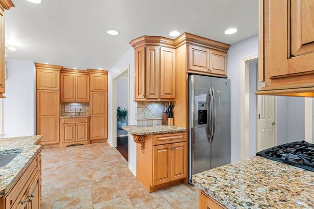 421 Forest Highlands Drive, Harmar, PA 15238