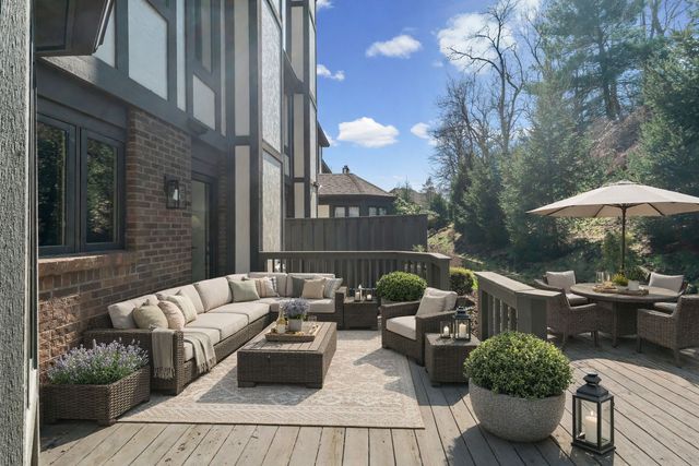 421 Forest Highlands Drive, Harmar, PA 15238