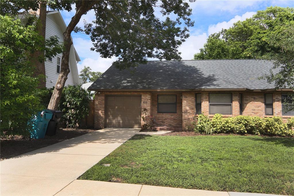 1618 ASHER LANE, Orlando, FL 32803