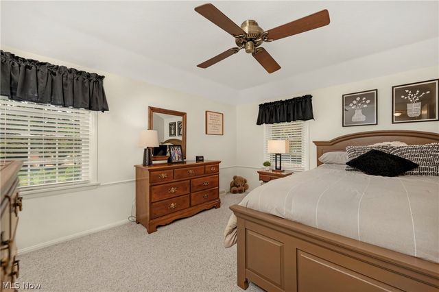 2808 W Asplin Drive, Rocky River, OH 44116