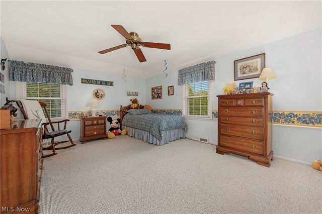 2808 W Asplin Drive, Rocky River, OH 44116