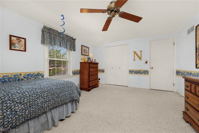 2808 W Asplin Drive, Rocky River, OH 44116