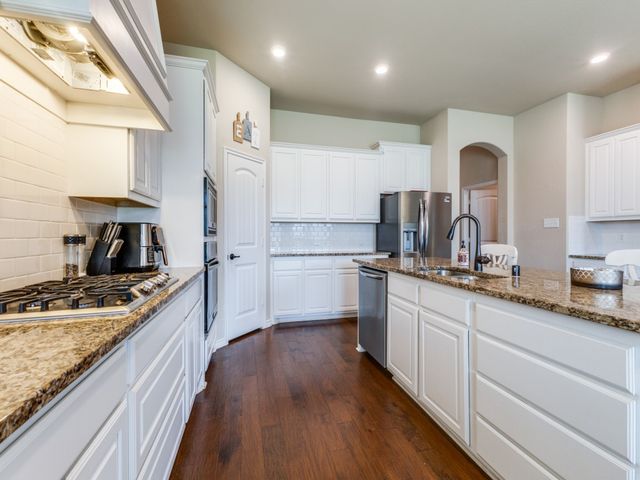 3026 Maverick Drive, Heath, TX 75126