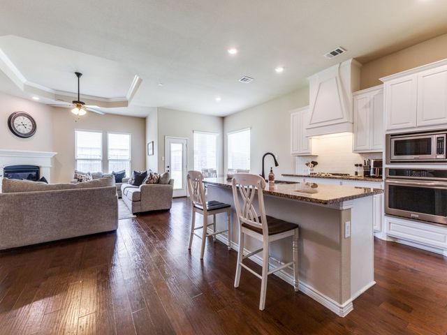 3026 Maverick Drive, Heath, TX 75126