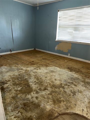 503 E Ridgewood Drive, Garland, TX 75041