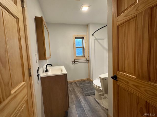 10356 N Sunset View Street, Bessemer, MI 49911