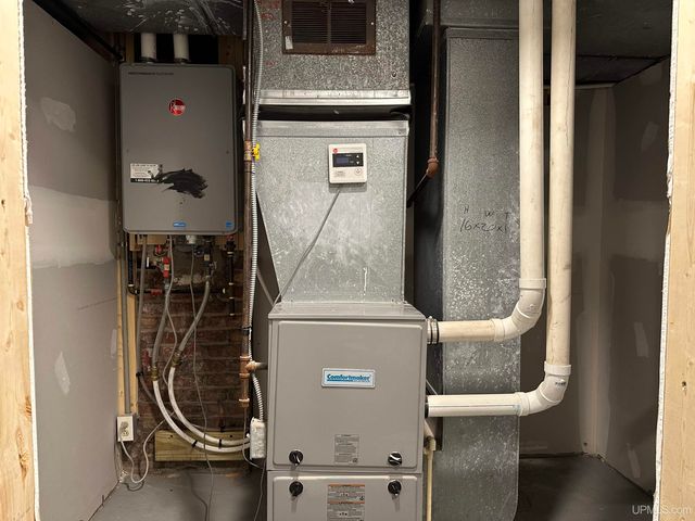 10356 N Sunset View Street, Bessemer, MI 49911