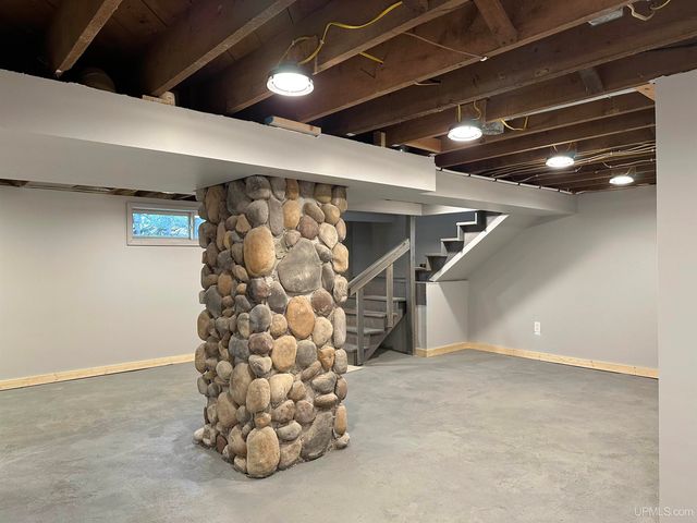 10356 N Sunset View Street, Bessemer, MI 49911