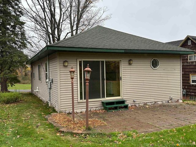 10356 N Sunset View Street, Bessemer, MI 49911