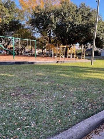 12134 Westwold Drive, Tomball, TX 77377