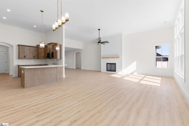 1165 Goodjoin Road, Campobello, SC 29322