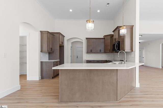 1165 Goodjoin Road, Campobello, SC 29322