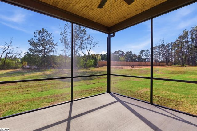 1165 Goodjoin Road, Campobello, SC 29322