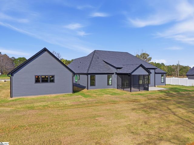 1165 Goodjoin Road, Campobello, SC 29322