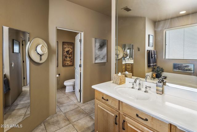 205 W QUARTZ ROCK Road, Phoenix, AZ 85085