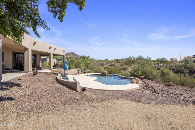205 W QUARTZ ROCK Road, Phoenix, AZ 85085