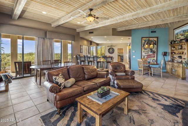 205 W QUARTZ ROCK Road, Phoenix, AZ 85085