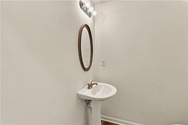 1573 Park Brooke Circle SW, Marietta, GA 30008