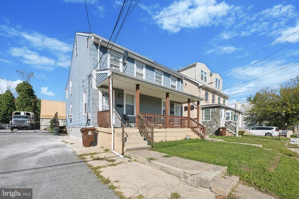 68 S UNION AVE, Lansdowne, PA 19050