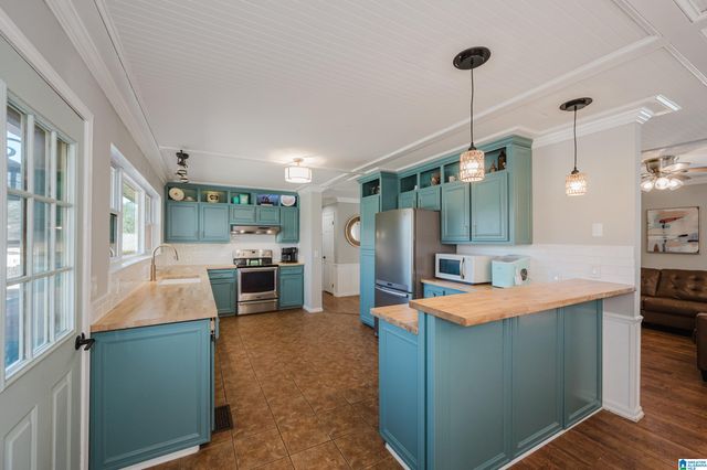 3701 HAYES DRIVE, Pell City, AL 35128