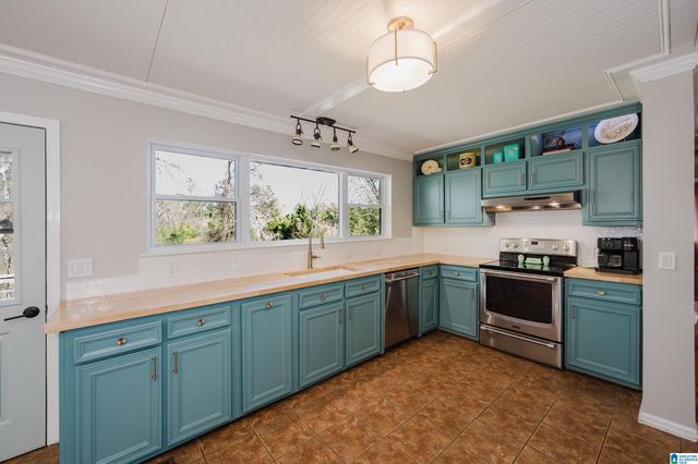 3701 HAYES DRIVE, Pell City, AL 35128