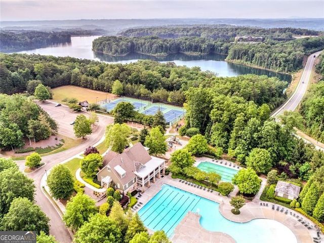 206 Crescent Moon Way, Canton, GA 30114